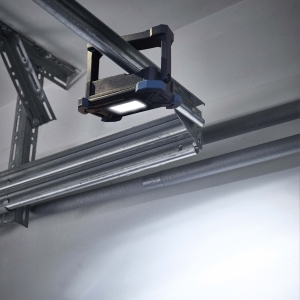 LED Arbeitsstrahler Baustrahler Akku 20W 2000 Lumen dimmbar IP65 USB-C